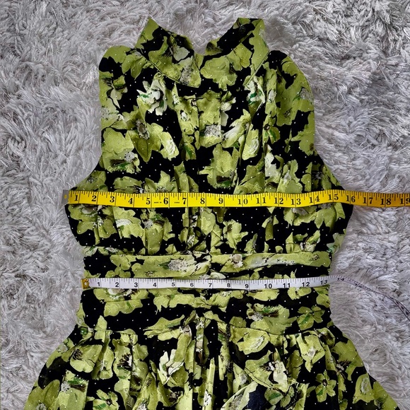 NWOT 🧩 Elegant Green & Black Floral Halter Dress - Picture 8 of 16